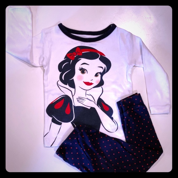 2 GAP 18 & 24mth PJS SNOW WHITE - Picture 2 of 4